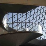 Louvre, in der großen Glaspyramide